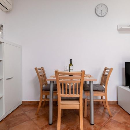 Apartments Manuela Pula Exterior photo