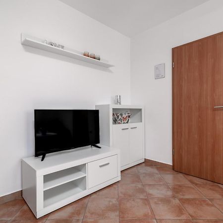Apartments Manuela Pula Exterior photo